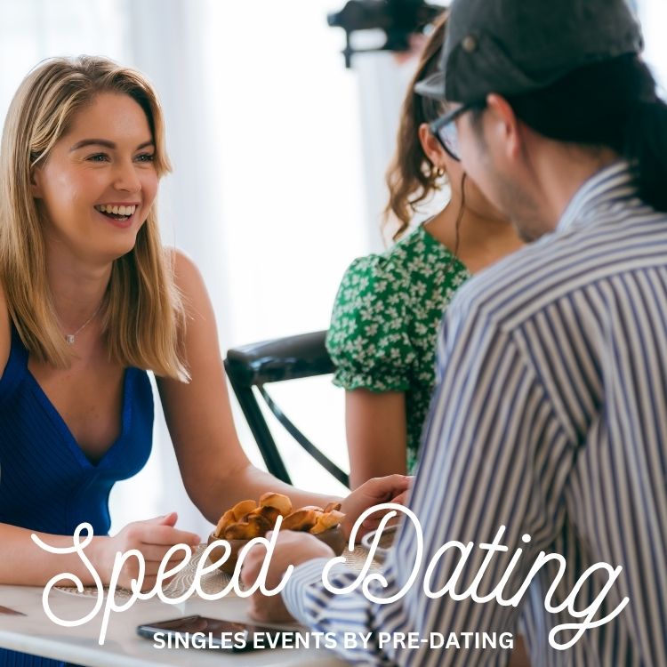 Madison attendees of Speed Dating in Wisconsin enjoying the event!